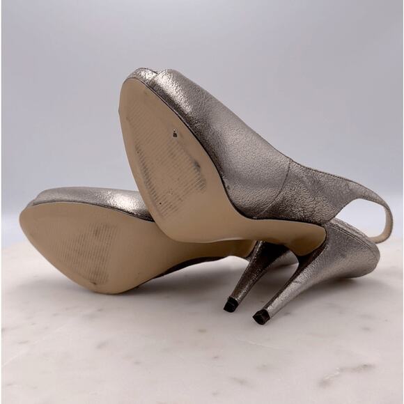 BCBGMAXAZRIA LibbyMet Pewter Metallic Peep Toe Heels 7.5 Holiday Party Pumps NYE - Picture 10 of 13